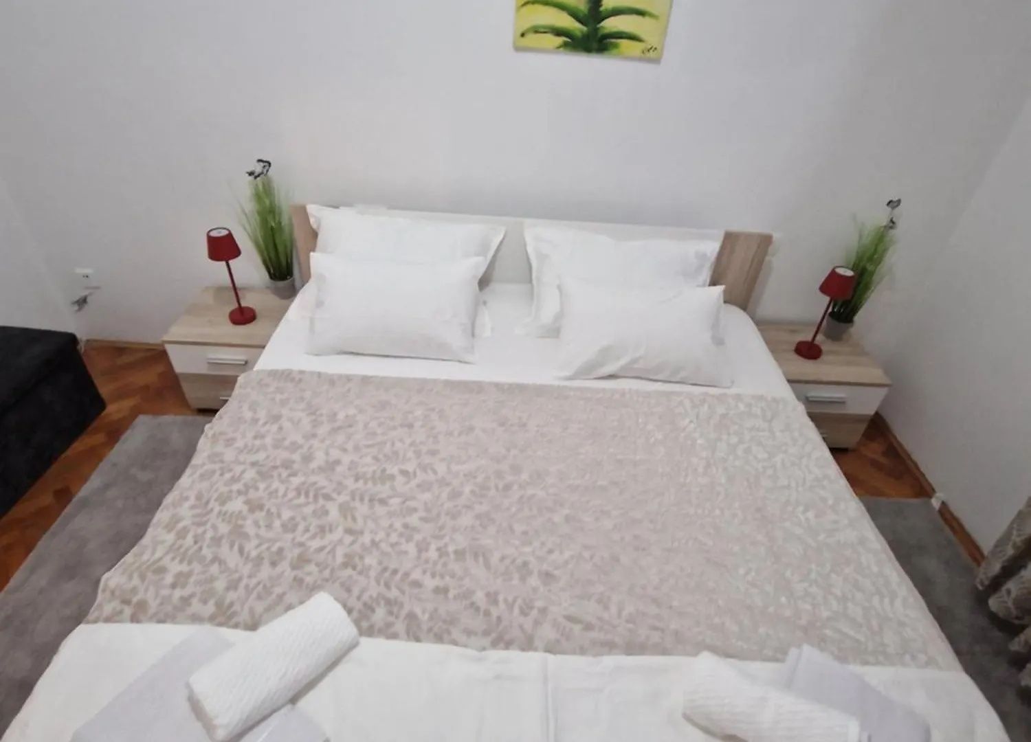 Rooms Deluxe Splatin Split 0*,  Kroatië